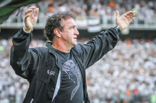 Cuca foi anunciado como novo treinador do Corinthians
