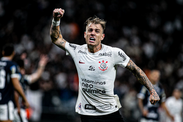 Róger Guedes é o único titular em todos os jogos do Corinthians em 2023