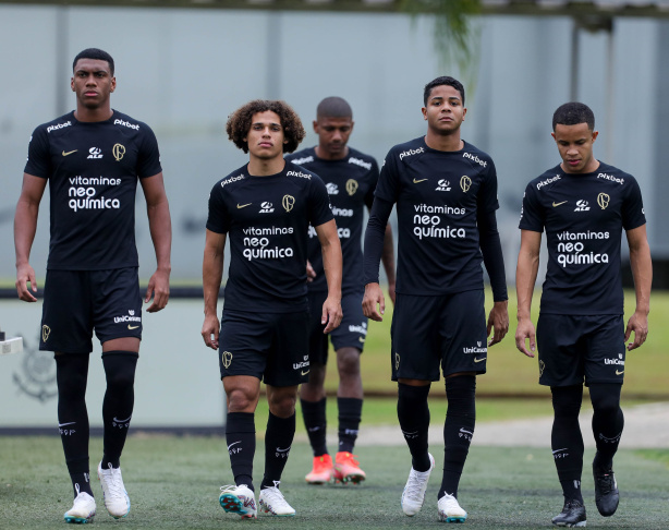 Jogadores do Corinthians finalizam preparao para a estreia na Sul-Americana
