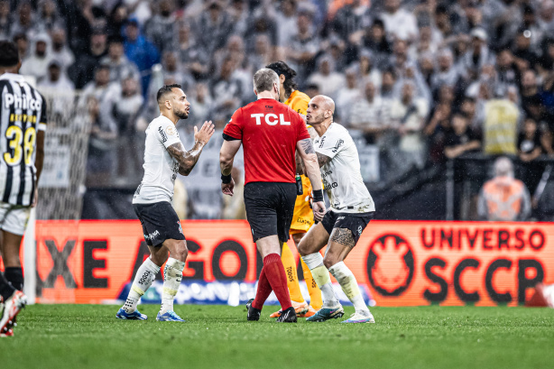 Saiba o que o Inter ouviu no áudio do VAR da partida contra o Corinthians –  Vozes do Gigante