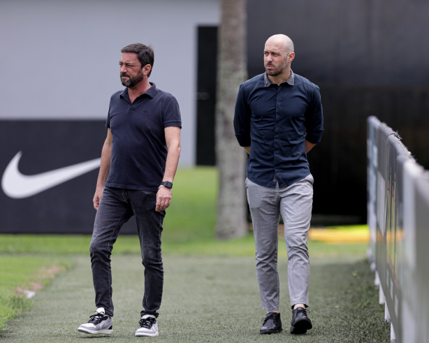 Conselheiros do Corinthians aprovaram as contas do clube referentes ao �ltimo ano de Duilio Monteiro Alves na presid�ncia