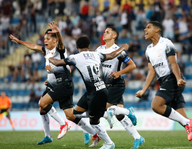 Corinthians x Vila Nova na Copinha: onde assistir e prováveis escalações