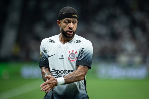 Corinthians pode pagar R$ 126 milhões a Memphis Depay até fim de contrato; Entenda
