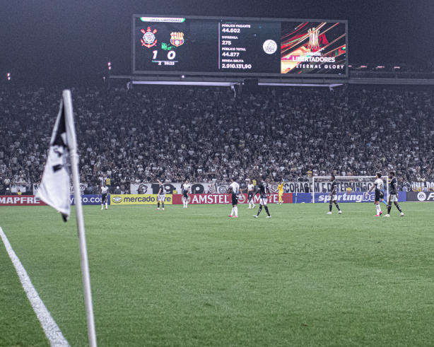 Corinthians busca defender bom desempenho em casa na Libertadores diante do Santa Fe