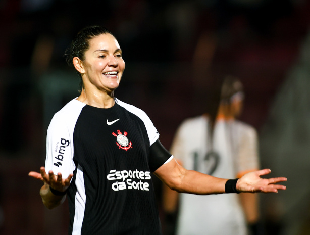 Gabi Zanotti se aproxima dos 100 gols pelo Corinthians