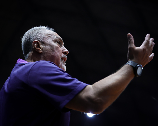 Técnico do Corinthians detalha gestão de elenco no futsal e admite que não vai receber mais reforços