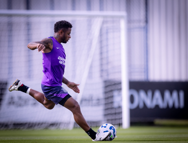 Diego Palacios n�o chegou a um acordo para deixar o Corinthians