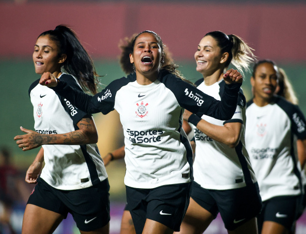 Corinthians encerra a sexta rodada na liderança do Brasileirão Feminino