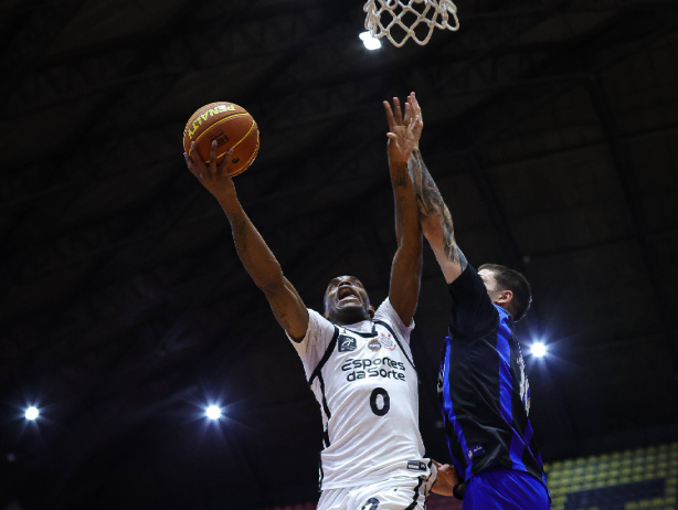 Corinthians recebe o líder Pinheiros de olho nas quatro primeiras posições do NBB; saiba tudo