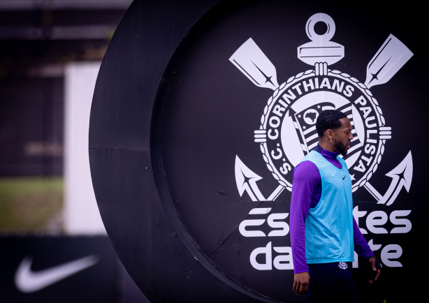 Jos� Mart�nez foi punido pelo sumi�o no Corinthians