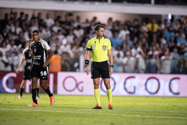 Corinthians reencontra árbitro em busca de voltar a vencer clássicos sob seu apito; veja a escala