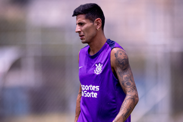 Fabrizio Angileri tem contrato com o Corinthians somente at� 31 de dezembro