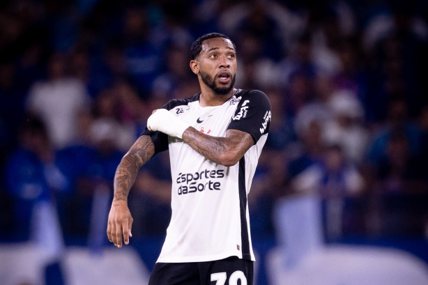 José Martínez dispara contra Dorival Júnior após demissão do treinador pelo Corinthians