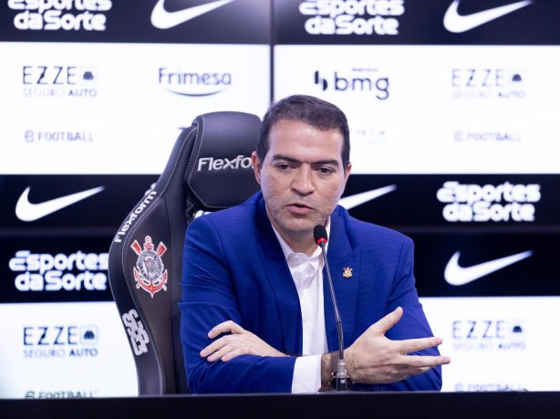 Executivo do Corinthians questiona critério em lance de Bobadilla e cobra definição sobre punições