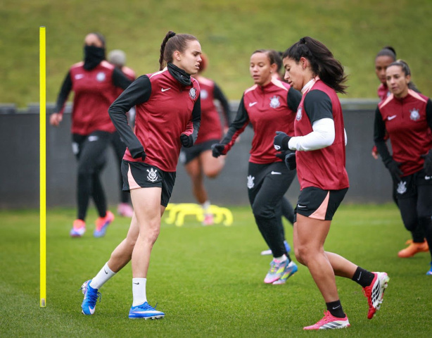 ConvocaĂ§Ăľes geram desfalques no Corinthians para a disputa da Teal Rising Cup