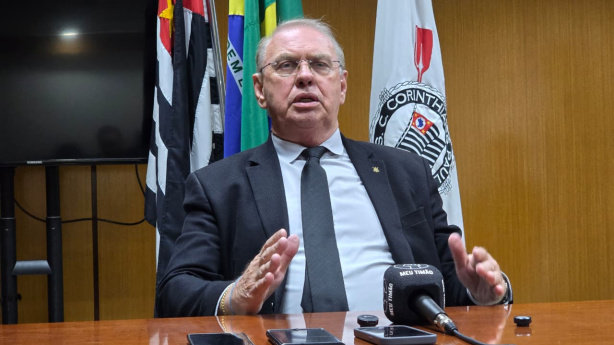 Corinthians atrasa pagamento de salários para elenco e comissão técnica