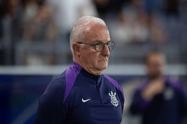 Dorival Júnior não vence há seis jogos no comando do Corinthians