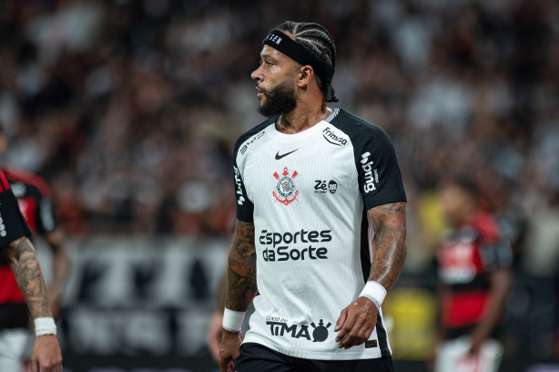 Memphis Depay tem lesĂŁo constatada e vira desfalque no Corinthians