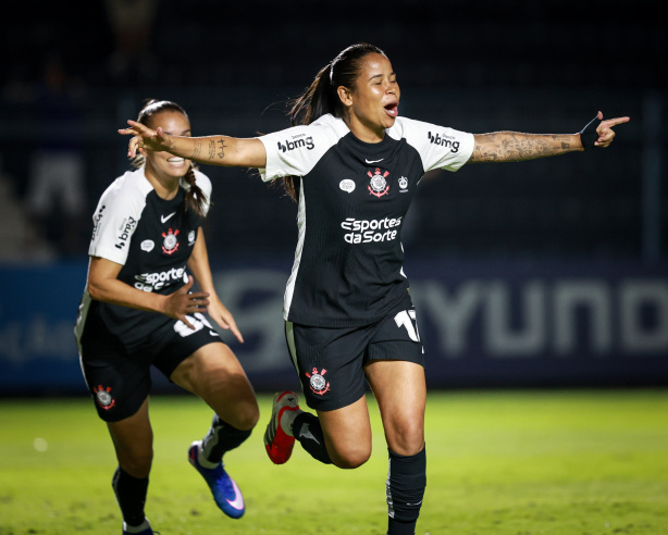 Vic Albuquerque comemora retorno do Corinthians à Fazendinha após dez meses de interdição