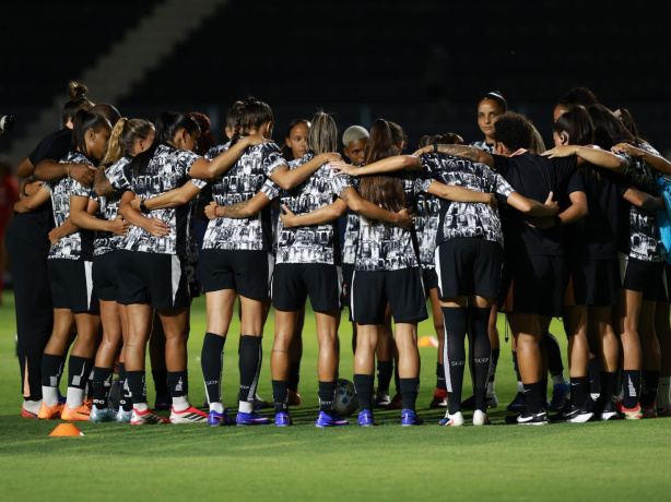 Corinthians tem atuação ruim e é superado pelo KC Current na Teal Rising Cup