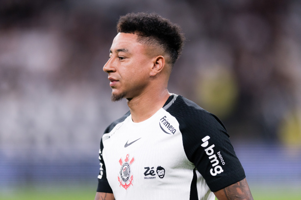 CORINTHIANS PREPARA DEBUT: Ajustes Finales y Bajas Confirmadas