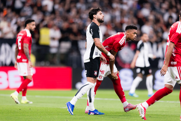 Corinthians se aproxima da zona de rebaixamento após nova derrota no Brasileirão; confira | Analise para a Fiel