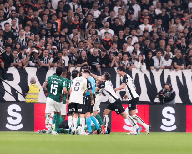 Últimas do Corinthians: denúncia do MP, retorno aos treinamentos e análise de confusão