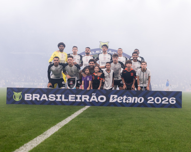Corinthians repete mesma escalação titular pela primeira vez em quase quatro meses
