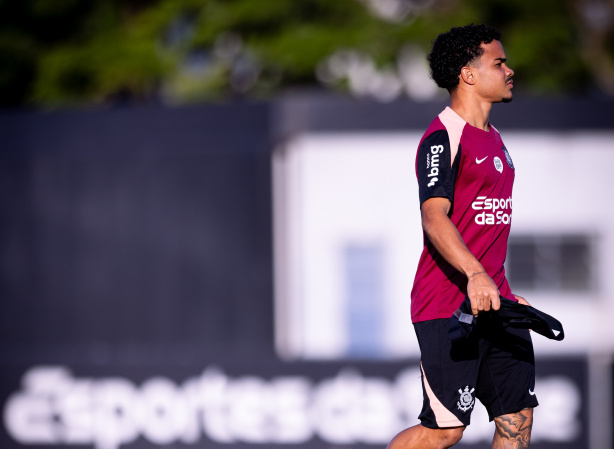Kaio C�sar participou dos �ltimos treinos com o elenco do Corinthians