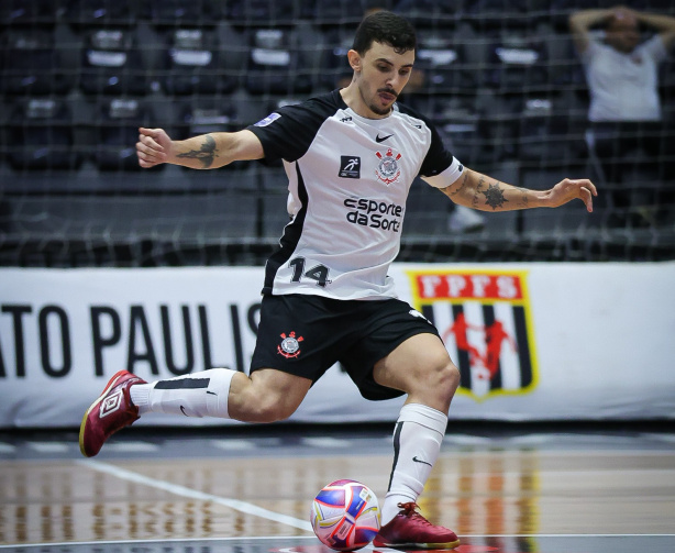 Corinthians busca quebrar jejum e desempatar retrospecto histórico contra o Cascavel