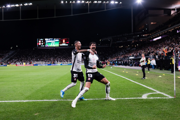 Zagueiro do Corinthians fala sobre a importância da bola parada em jogadas de ataque