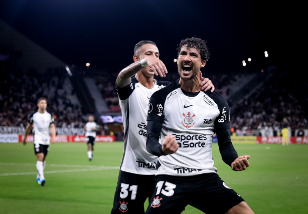 Corinthians é um dos dois brasileiros com 100% na Libertadores