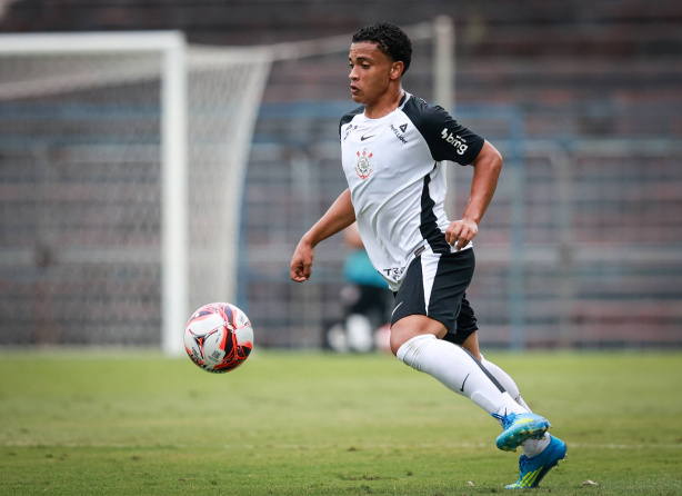 Conheça Nícollas, atacante relacionado pelo Corinthians para partida contra o Mirassol
