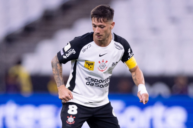 Meia do Corinthians quebra recorde pessoal com início de temporada em alta; veja os números