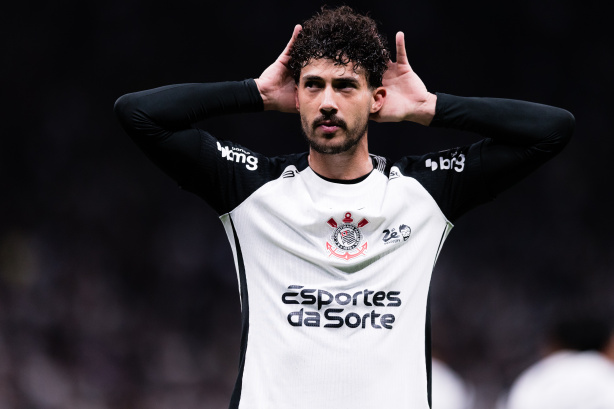 Zagueiro do Corinthians se tornou o defensor com mais participação em gols na Libertadores de 2026