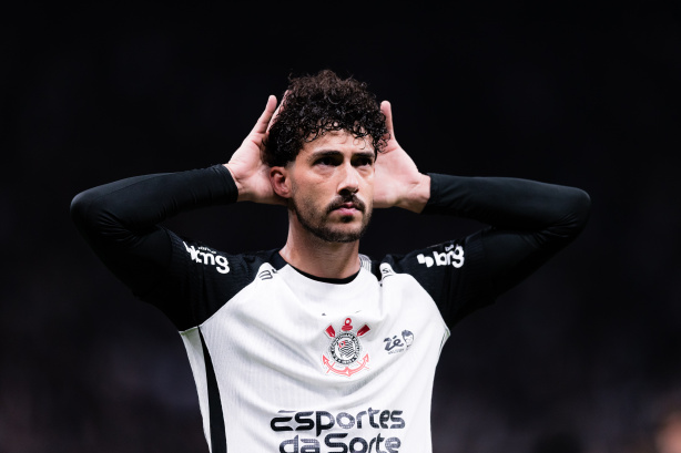 Zagueiro amplia contribuições decisivas pelo Corinthians em vitória na Libertadores