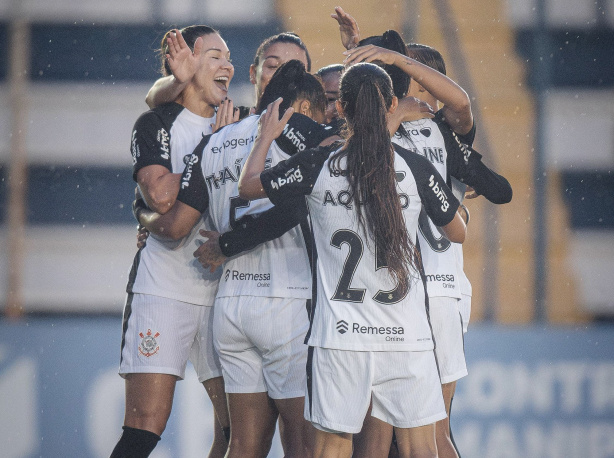 Corinthians encara maratona de jogos em maio pelo Brasileirão e Paulista Feminino