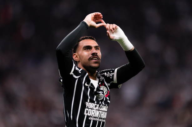 Diniz elogia Matheuzinho e comenta interesse europeu no lateral após vitória do Corinthians
