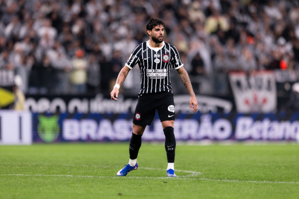 Técnico do Corinthians minimiza 'jejum' de Yuri Alberto e reforça sua importância para a equipe