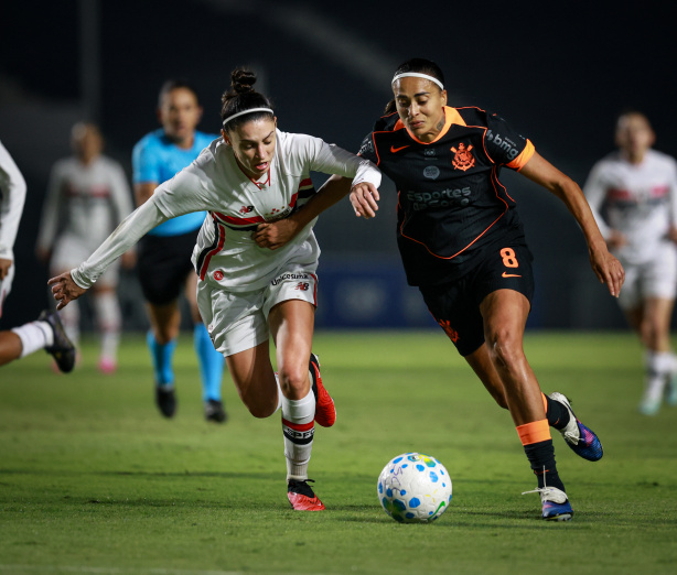 Andressa Alves faz alerta sobre queda de produĂ§ĂŁo do Corinthians em vitĂłria no Majestoso