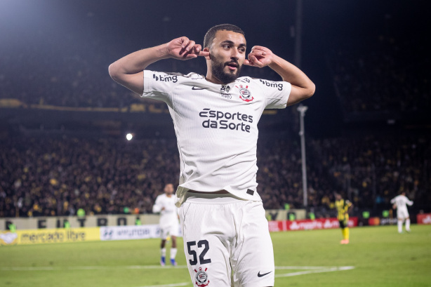 Marroquino celebra primeiro gol pelo Corinthians e comenta sobre trabalho de Fernando Diniz