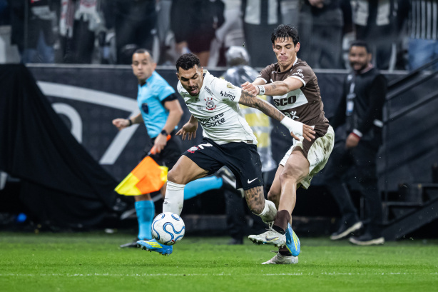 Corinthians termina a fase de grupos da Libertadores com a liderança do Grupo E; veja a tabela