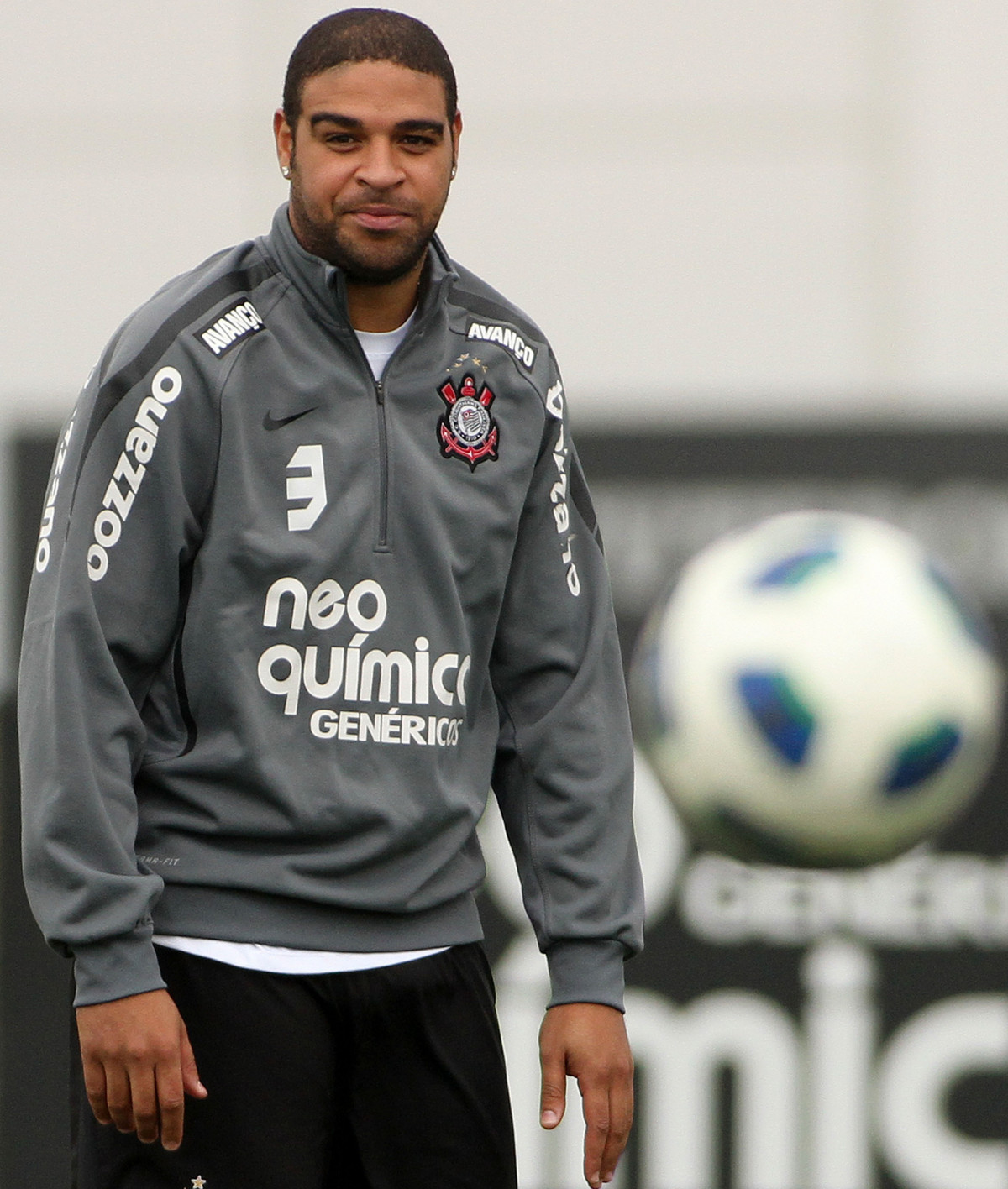Adriano durante treino do Corinthians realizado no Centro de treinamento Joaquim Grava