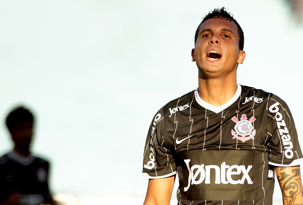 Ramon do Corinthians durante partida v�lida pelo Campeonato Paulista realizado no est�dio Palma Travassos. Ribeir�o Preto/SP, Brasil