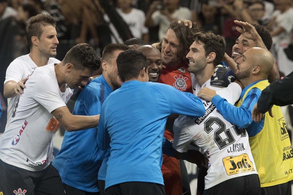 Ferroviária vence São Paulo nos pênaltis e pega o Corinthians na