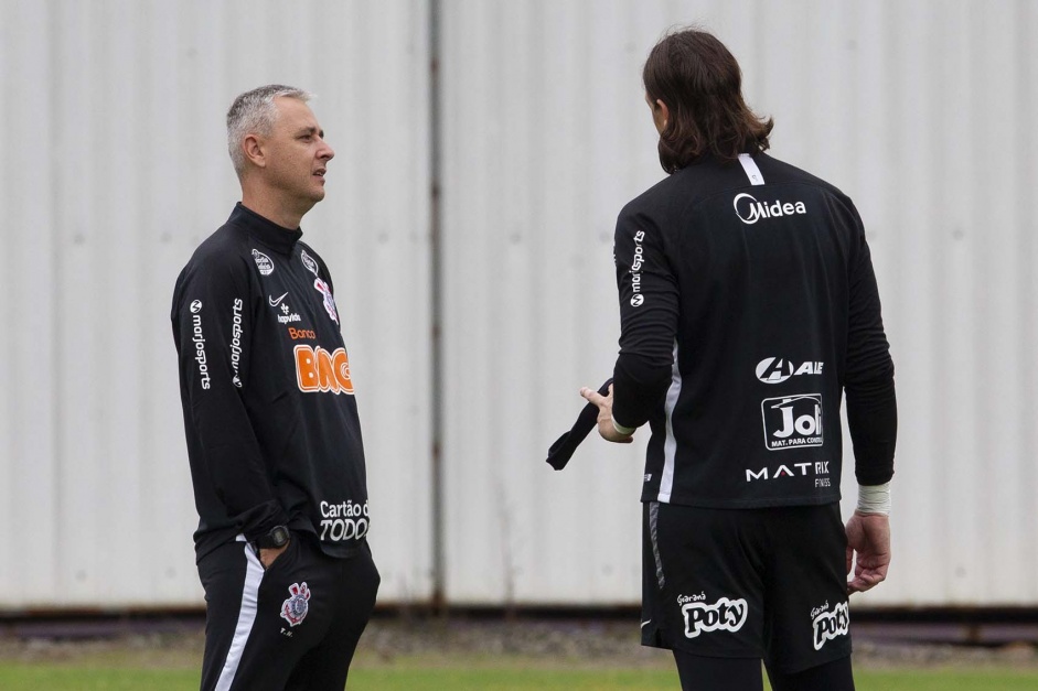 Antes de final pelo estadual, Cássio elogia trabalho de Tiago Nunes e “Estilo Corinthians”