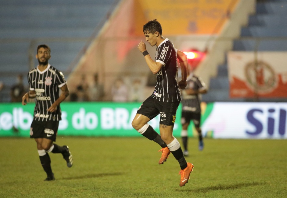Vital vira artilheiro da era Mancini e tem mesmo número de gols que concorrentes somados 