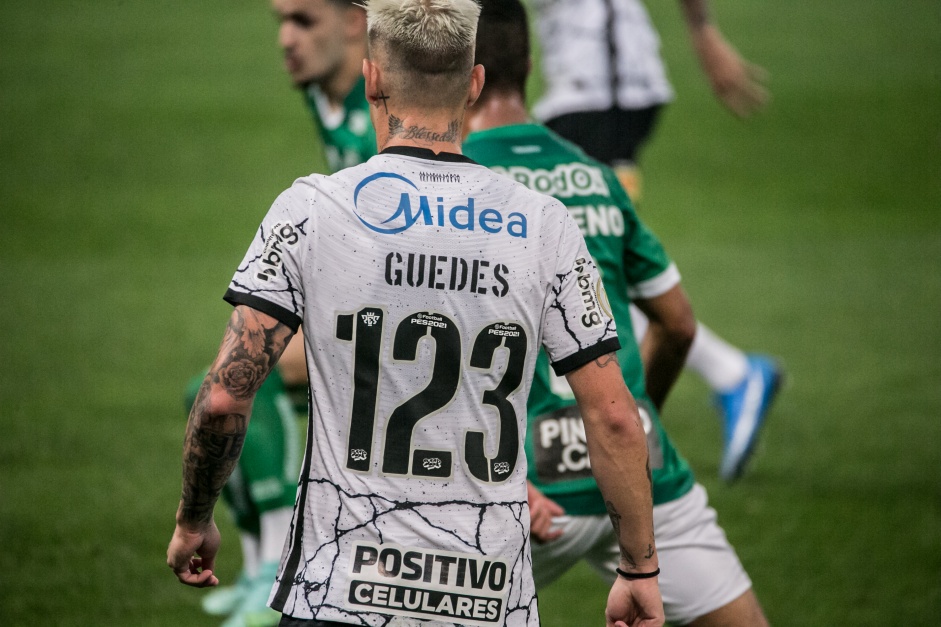 Roger Guedes explica escolha pelo número 123 no Corinthians e promete:  'Podem esperar muita raça' - Lance!