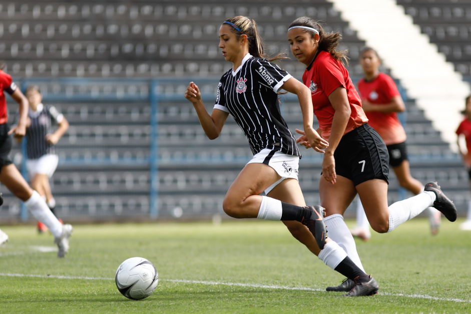 Pelo placar m�nimo, Corinthians vence o Centro Ol�mpico pelo Paulista Feminino Sub-17