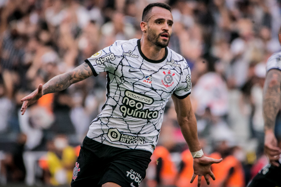 Renato Augusto é o segundo jogador com mais participações em gols pelo Timão na atual temporada
